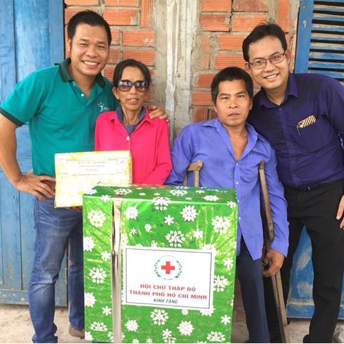 Chuỗi từ thiện hỗ trợ bà con nghèo tại Tiền Giang của Adam Khoo Education (12/08/2017)